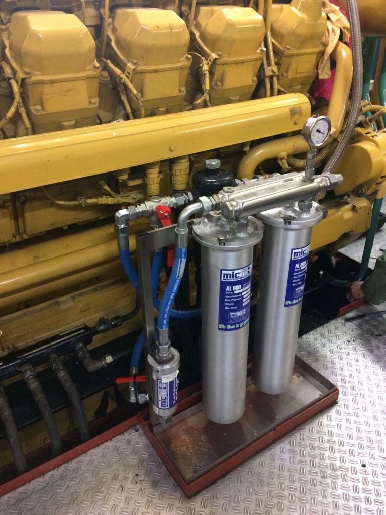DB AL600 engine oil DB AL600 engine oil