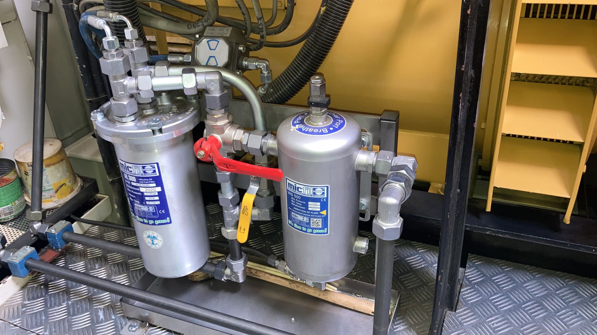 DBH geleverd AL300 + WS500 C18